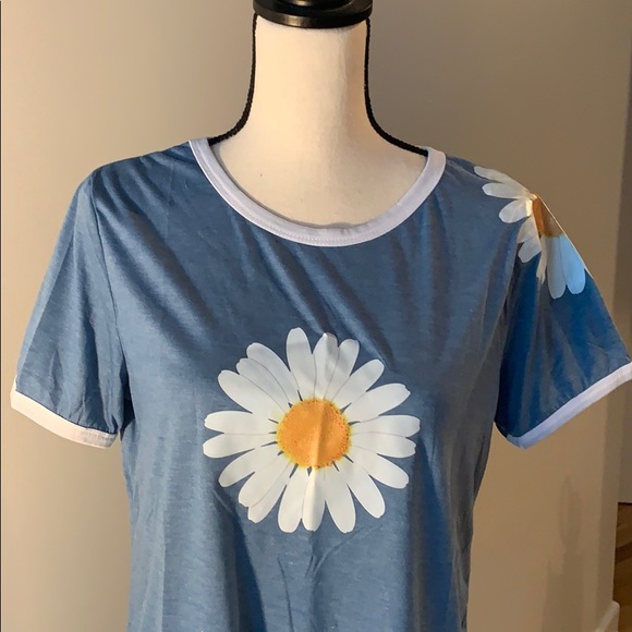 🌼🌼🌼DAISIES DAISIES DAISIES T-Shirt🌼🌼🌼 - Picture 6 of 7